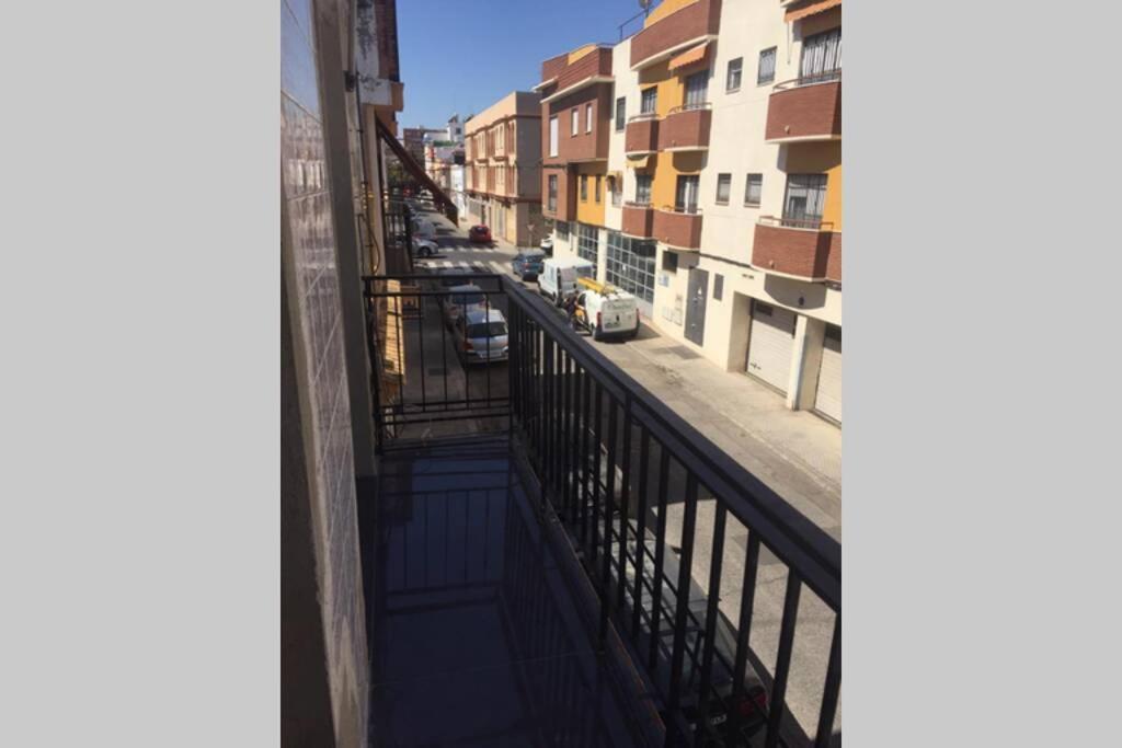 Casa Reformada Con Terraza/wifi/aire Acondicionado