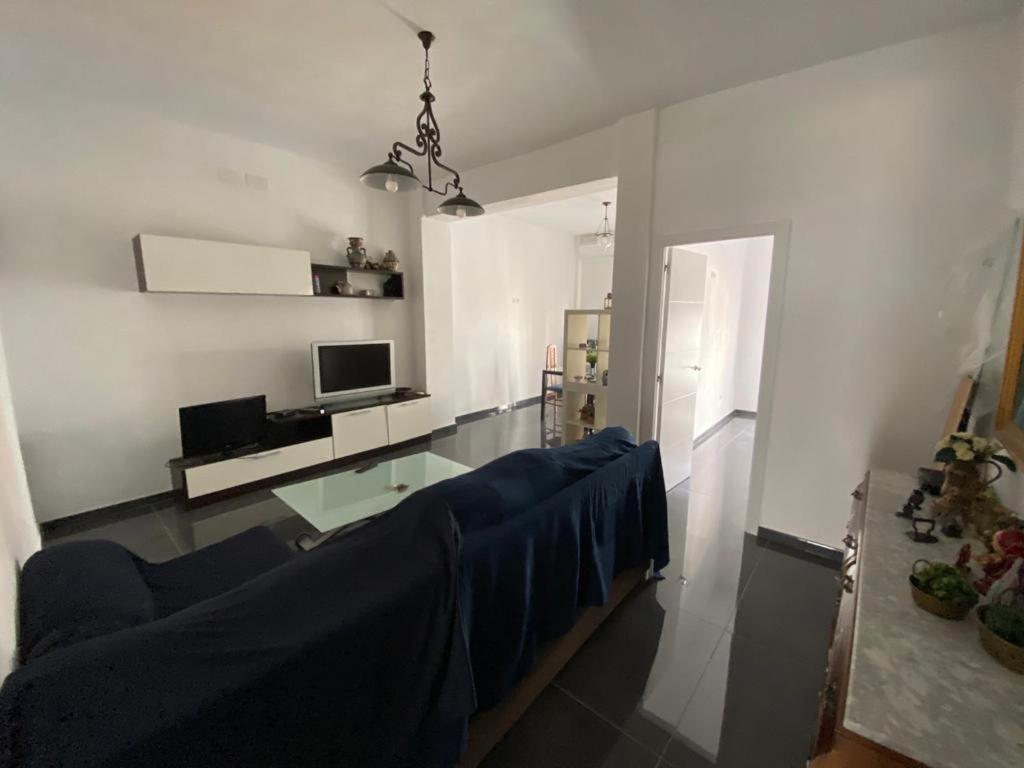 Casa Reformada Con Terraza/wifi/aire Acondicionado Hébergement de vacances